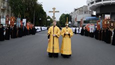 Во время крестного хода агрессивные киевляне пытались нападать на верующих