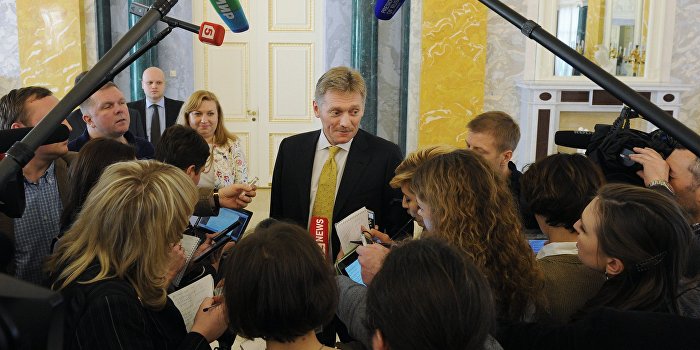 Песков опроверг слухи об обмене Савченко на транспортный коридор Песков опроверг слухи об обмене Савченко на транспортный коридор