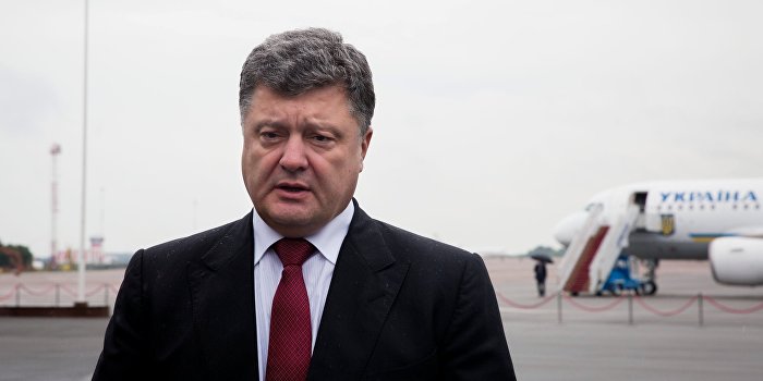 СМИ: Порошенко лучше иметь самолет наготове СМИ: Порошенко лучше иметь самолет наготове
