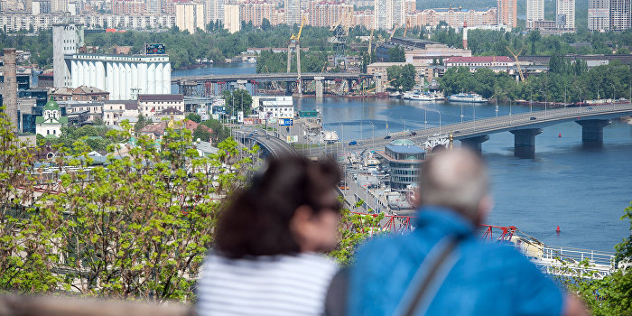 В Киеве появится мост имени Рейгана и проспект Бандеры В Киеве появится мост имени Рейгана и проспект Бандеры