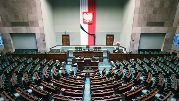 Зачем Польша лезет в донбасский котел Зачем Польша лезет в донбасский котел