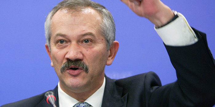 Пинзеник: Дефолт Украины уже наступил Пинзеник: Дефолт Украины уже наступил