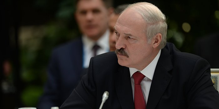 Лукашенко предложил белорусский транзит газа вместо украинского Лукашенко предложил белорусский транзит газа вместо украинского