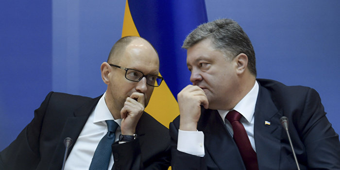 Ополченцы транслируют солдатам ВСУ обещания Порошенко и Яценюка Ополченцы транслируют солдатам ВСУ обещания Порошенко и Яценюка