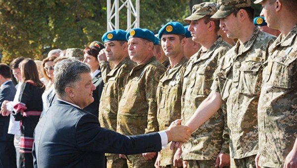Порошенко назвал Донбасс «Мордором» Порошенко назвал Донбасс «Мордором»