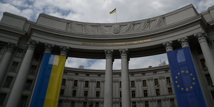 Посольство Украины в Польше отчиталось перед Киевом фотошопом Посольство Украины в Польше отчиталось перед Киевом фотошопом