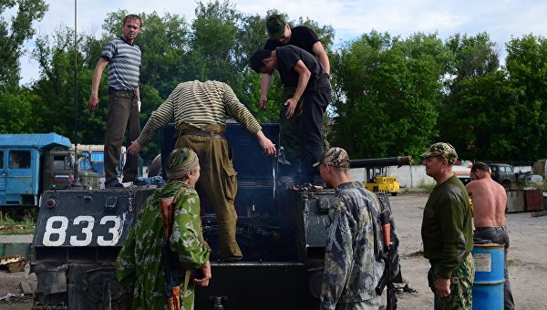 Доброволец «Вадим»: «Призрак» сражается против украинской и российской олигархии Доброволец «Вадим»: «Призрак» сражается против украинской и российской олигархии