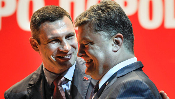 Эксперт: Кличко пришлось уйти к Порошенко из-за провального управления Киевом Эксперт: Кличко пришлось уйти к Порошенко из-за провального управления Киевом