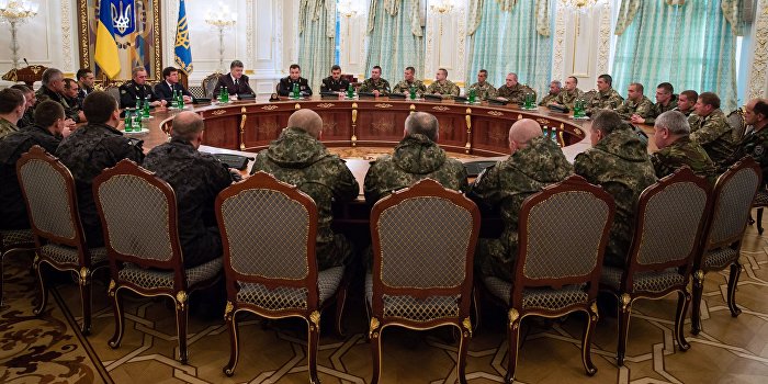Евросоюз требует сокращений в украинском МВД Евросоюз требует сокращений в украинском МВД