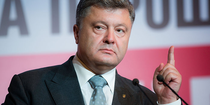 Sky News: Петр Порошенко обвиняет Россию в гибели нацгвардейца у Рады Sky News: Петр Порошенко обвиняет Россию в гибели нацгвардейца у Рады