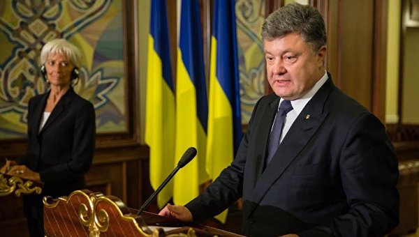 Порошенко считает, что Россия должна реструктуризировать кредит Порошенко считает, что Россия должна реструктуризировать кредит