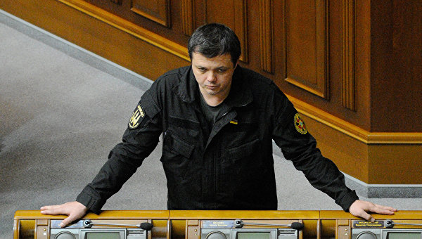 Семенченко призвал превратить Донбасс в концлагерь Семенченко призвал превратить Донбасс в концлагерь