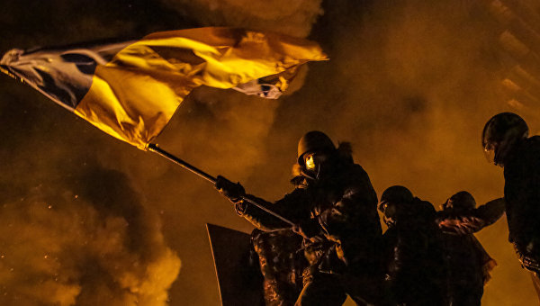 «Я тебя породил, я тебя и убью»: Радикалы целятся в кресло Порошенко «Я тебя породил, я тебя и убью»: Радикалы целятся в кресло Порошенко