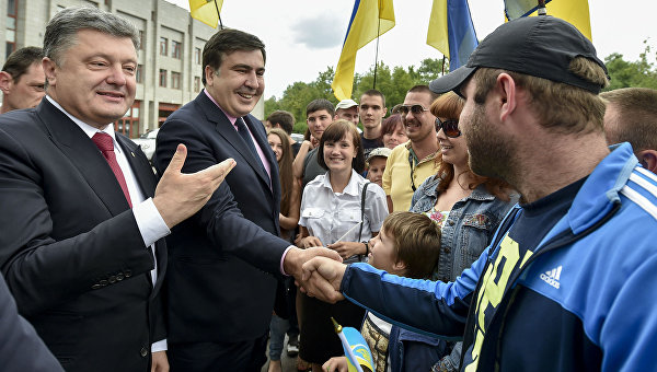 От товарища Порошенко до депортации. Чем запомнился на Украине «возвращенец» Саакашвили От товарища Порошенко до депортации. Чем запомнился на Украине «возвращенец» Саакашвили
