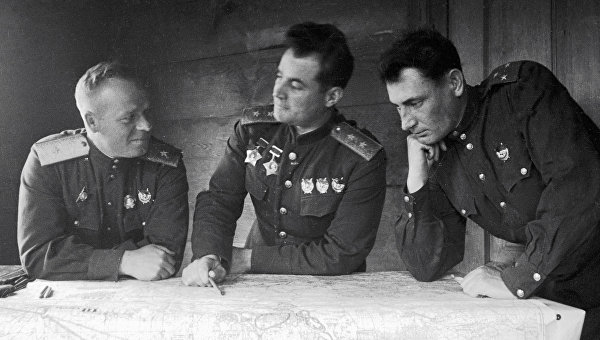 С глаз долой - из сердца вон С глаз долой - из сердца вон