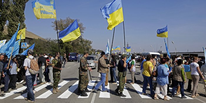 Блокада Крыма: давить и шантажировать Блокада Крыма: давить и шантажировать