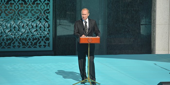 Путин: Террористы ИГ пытаются вербовать адептов в нашей стране Путин: Террористы ИГ пытаются вербовать адептов в нашей стране