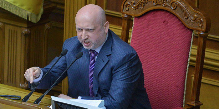 Богословская: Турчинов настаивает на введении чрезвычайного положения Богословская: Турчинов настаивает на введении чрезвычайного положения