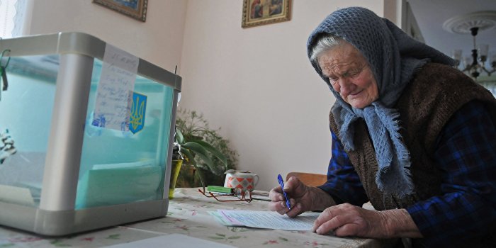 Второй тур выборов мэров проходит в 29 городах Украины Второй тур выборов мэров проходит в 29 городах Украины