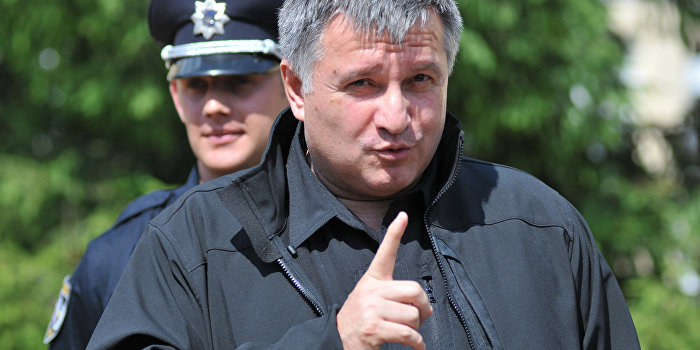 Аваков предупреждает о готовящихся терактах в городах Украины Аваков предупреждает о готовящихся терактах в городах Украины