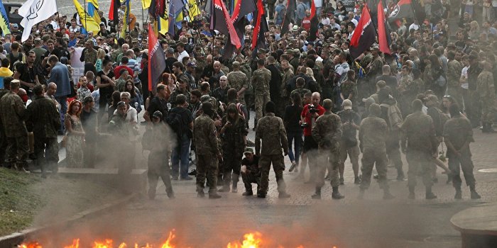 «Правый сектор» осуществил попытку захвата храма УПЦ на Волыни «Правый сектор» осуществил попытку захвата храма УПЦ на Волыни
