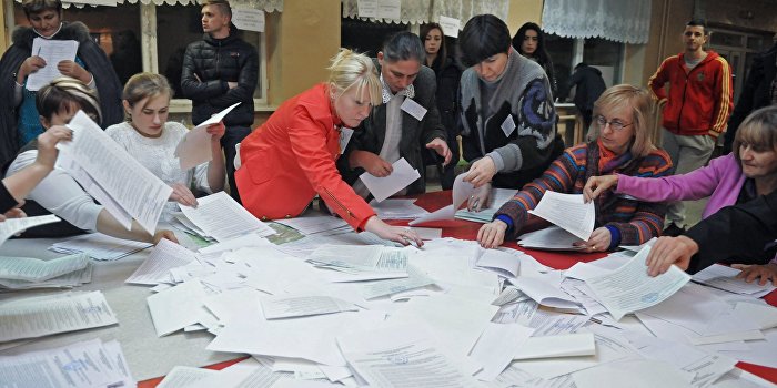 Обнародованы факты массовой скупки голосов Филатовым в Днепропетровске Обнародованы факты массовой скупки голосов Филатовым в Днепропетровске