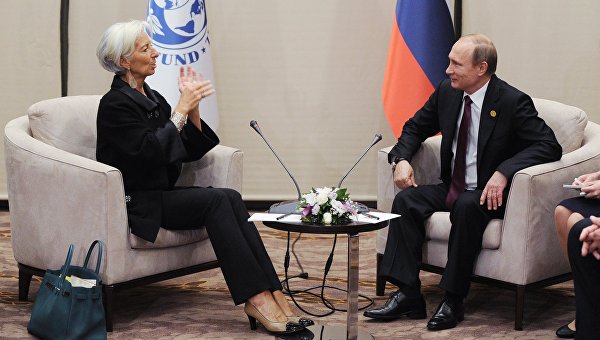 МВФ: Пусть Киев платит свой долг России сам МВФ: Пусть Киев платит свой долг России сам