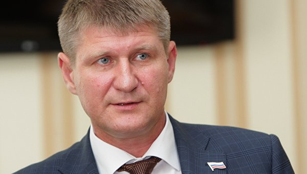 Главные города Крыма, больницы и транспорт уже обеспечены электроэнергией Главные города Крыма, больницы и транспорт уже обеспечены электроэнергией
