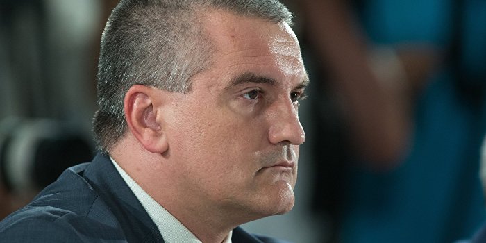 Глава Крыма Аксенов: Хочешь мира – готовься к войне Глава Крыма Аксенов: Хочешь мира – готовься к войне