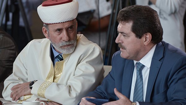 Крымские татары осудили организаторов энергетической блокады Крымские татары осудили организаторов энергетической блокады