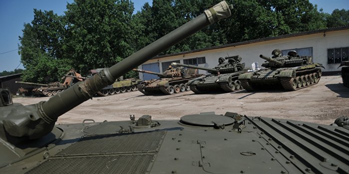 ВСУ открыли танковый огонь по Горловке ВСУ открыли танковый огонь по Горловке