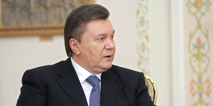Янукович намерен вернуться в политику Янукович намерен вернуться в политику