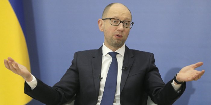 Замгенпрокурора обвинил Яценюка в гибели тысяч украинцев Замгенпрокурора обвинил Яценюка в гибели тысяч украинцев