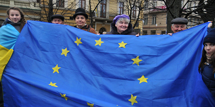Еврокомиссия одобрила введение безвизового режима с Украиной Еврокомиссия одобрила введение безвизового режима с Украиной