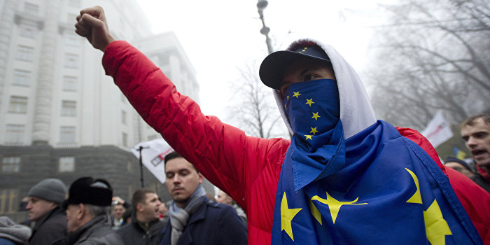 Большинство голландцев против Украины в ЕС Большинство голландцев против Украины в ЕС