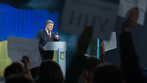 Откровения Порошенко: Я – не олигарх, Минска-3 нет, блокады Крыма не существует
