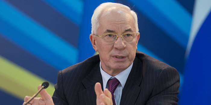 Азаров назвал пресс-конференцию Порошенко «очередным блефом» Азаров назвал пресс-конференцию Порошенко «очередным блефом»
