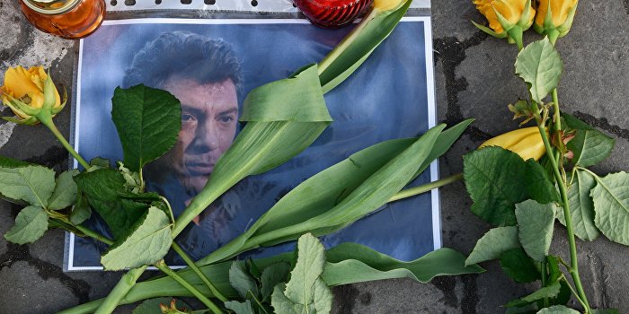 СМИ: Убийцу Немцова завербовали на Украине