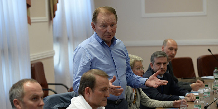 Кучма просит сменить его в Минских переговорах на Кравчука