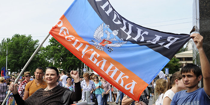 Советник Порошенко: 20% украинцев хотят избавиться от Донбасса