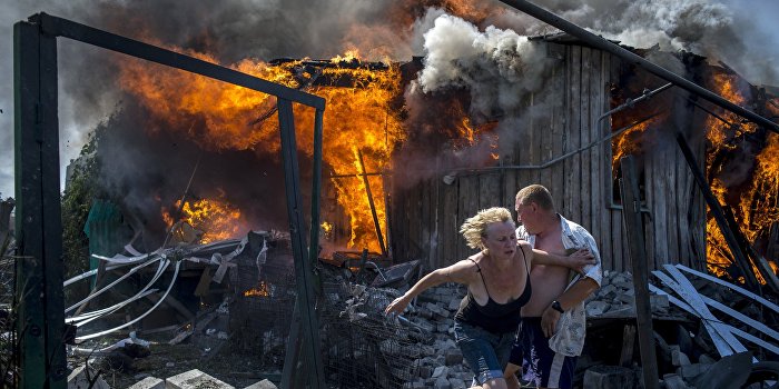 Фотограф МИА «Россия сегодня» выпустил мультимедийный проект «Черные дни Украины»