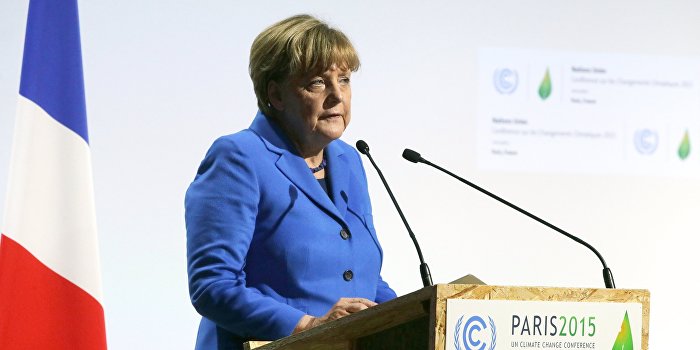 Меркель заявила о продлении антироссийских санкций