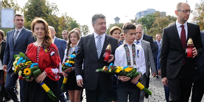 Украина: Неудобные вопросы и тучи над премьером