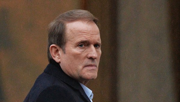 Медведчук: Режим камикадзе ворует в 2,5 раза больше прежнего Медведчук: Режим камикадзе ворует в 2,5 раза больше прежнего