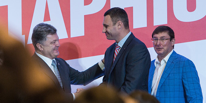 «Новая семья» Порошенко держит партию Кличко за крепостных