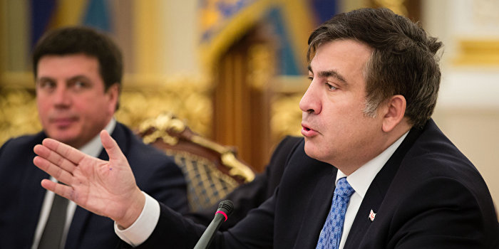 Саакашвили обвинил Авакова в аморальности и дикости