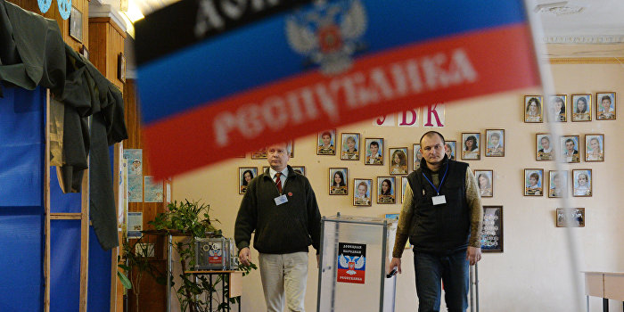 Украинские дипломаты и политологи категорически против выборов в Донбассе