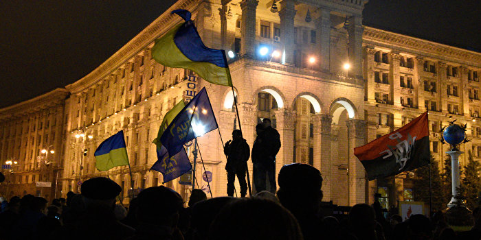 СБУ атаковала телеканал, ведущий трансляцию с Майдана