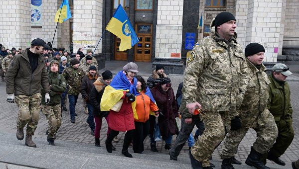 Новый майдан в Киеве: Зачем расшатывали столицу Новый майдан в Киеве: Зачем расшатывали столицу