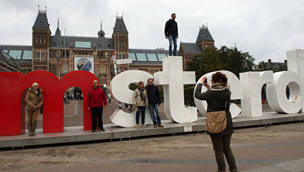 Киев слезно умоляет голландцев сказать на референдуме «да»